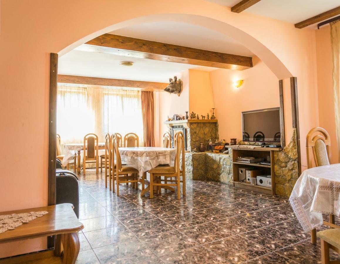 Casa Rares Sucevita Buitenkant foto
