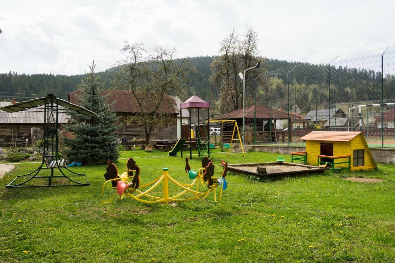 Casa Rares Sucevita Buitenkant foto